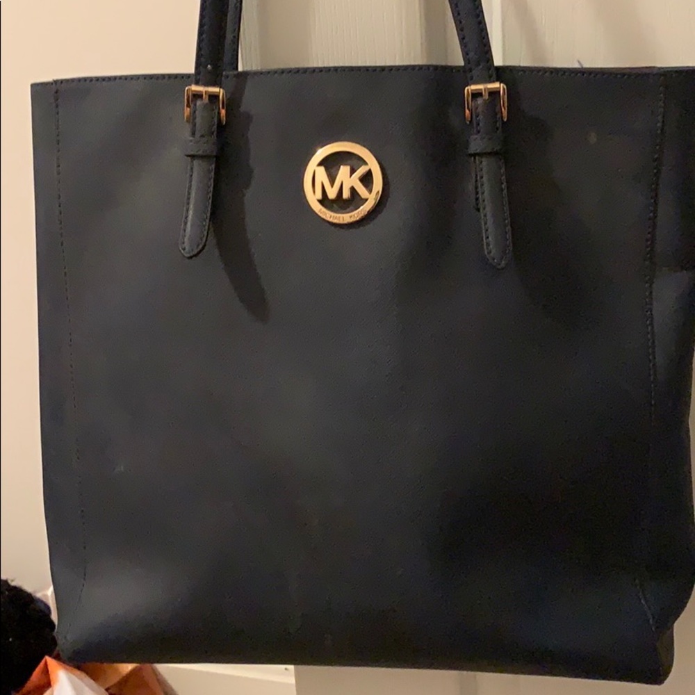 MK PURSE